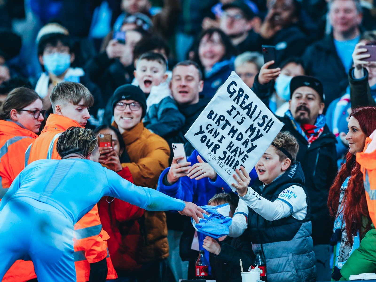 莎支持者的 莎支持者的